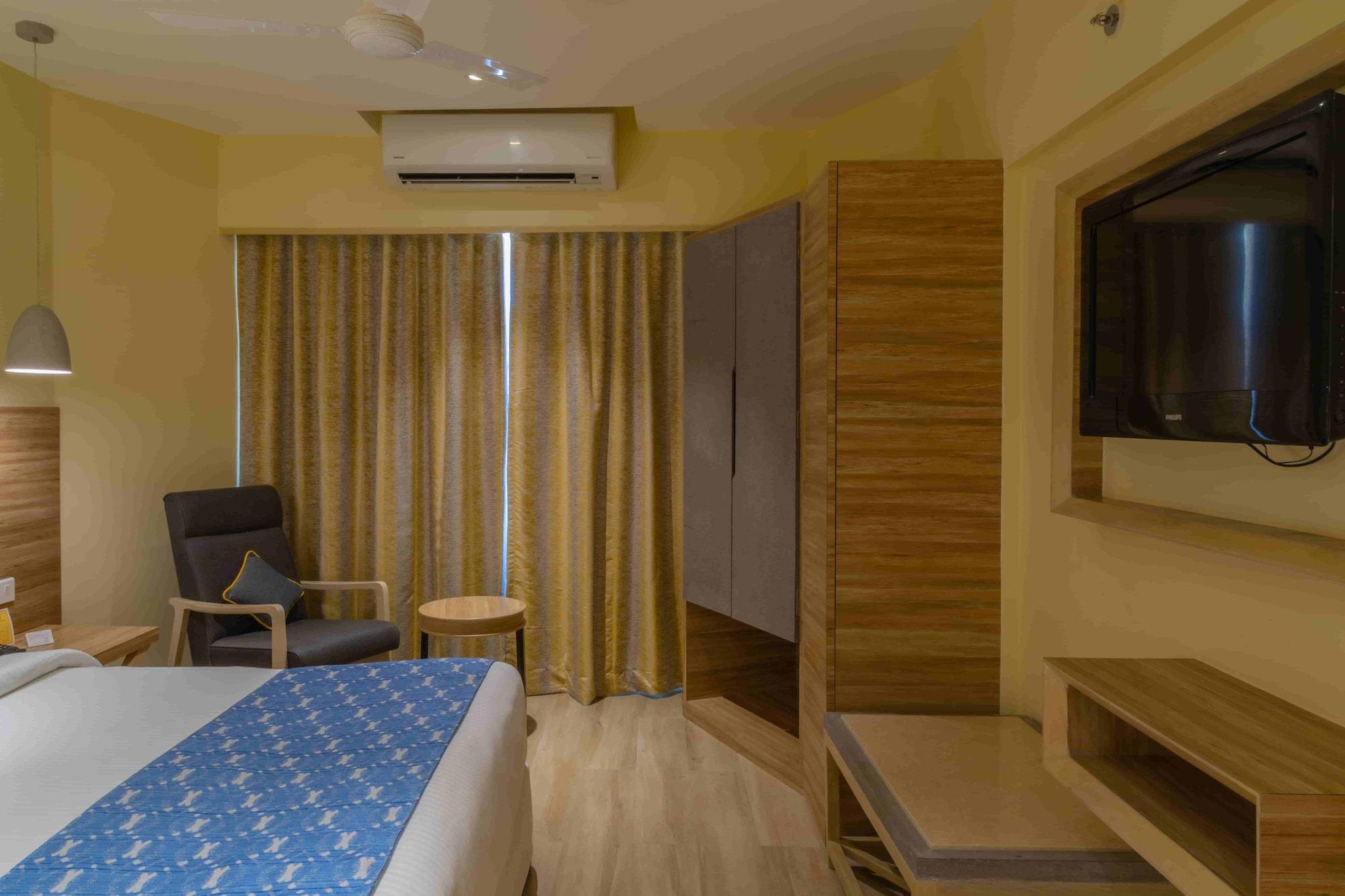 The Residence Hotel & Apartments Powai Mumbai Bagian luar foto