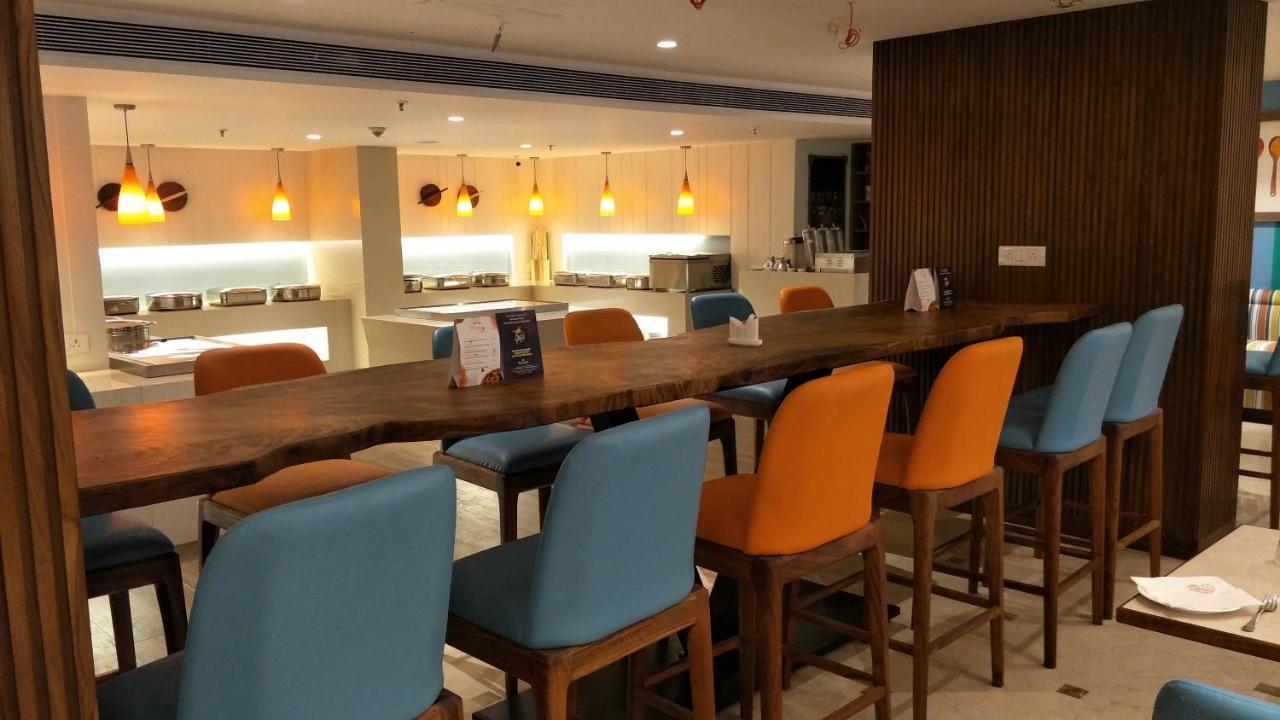 The Residence Hotel & Apartments Powai Mumbai Bagian luar foto