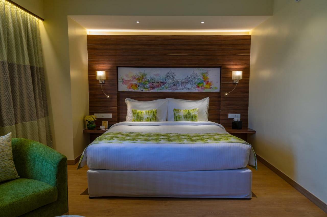The Residence Hotel & Apartments Powai Mumbai Bagian luar foto